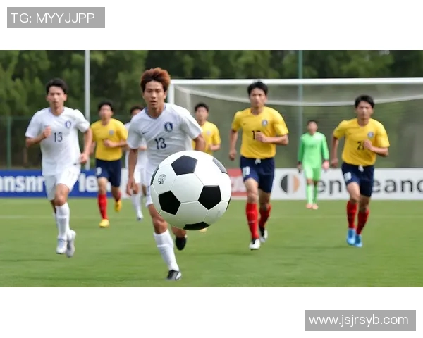 微笑足球星:从球场到生活的魅力传递与个人成长之路 微笑足球星:从球场到生活的魅力传递与个人成长之路