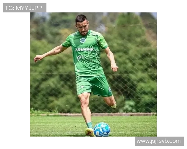 身高一米七左右的足球球星们如何在世界足坛展现独特魅力与技术风采